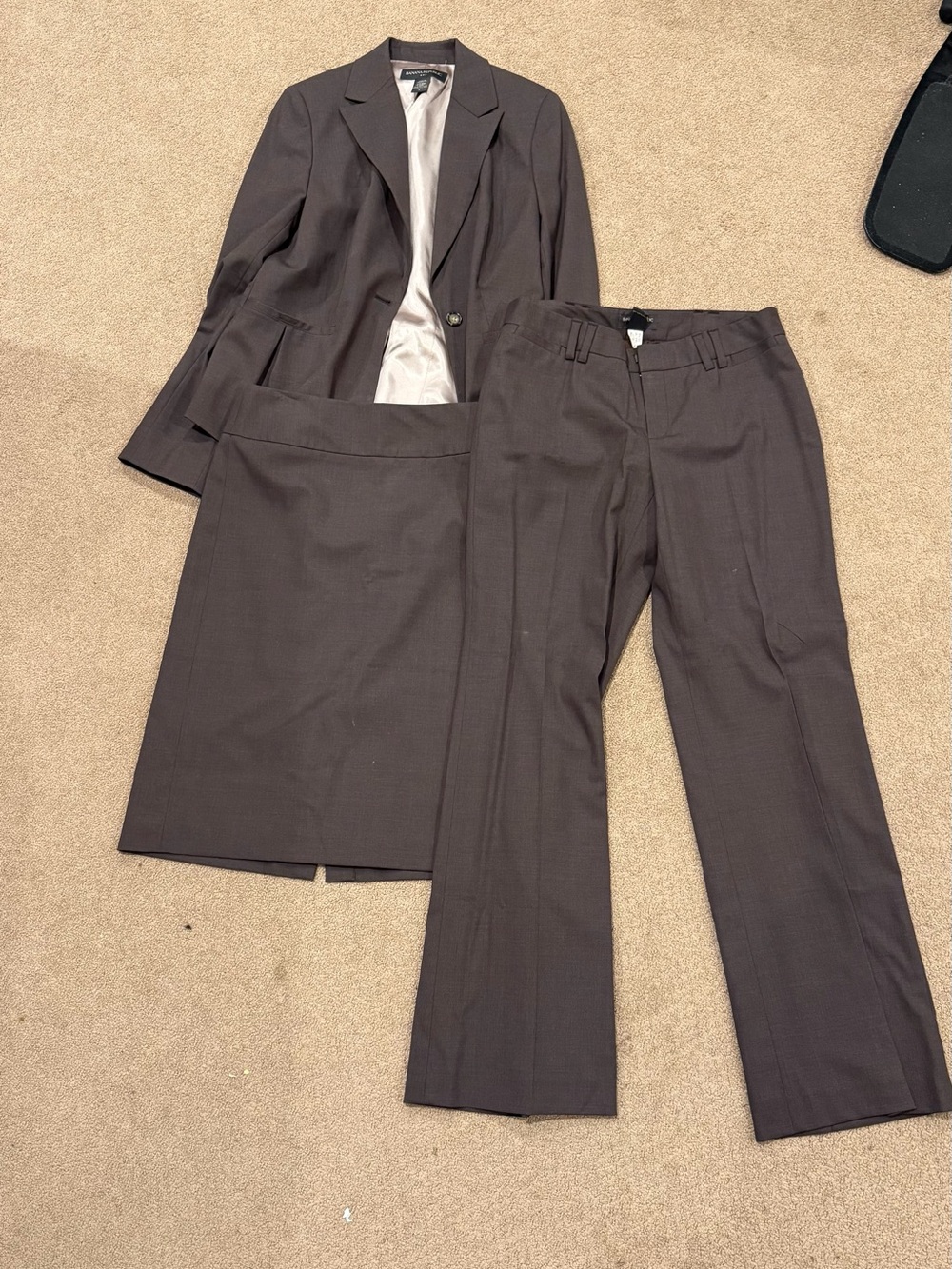 Banana Republic Brown Three-Piece Women's Suit: Jacket, Skirt & Pants